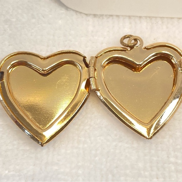 Locket jewelry bundle. All items included in this bundle - Picture 3 of 8